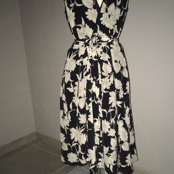 Ralph Lauren Dress (12) - Picture 3 of 7